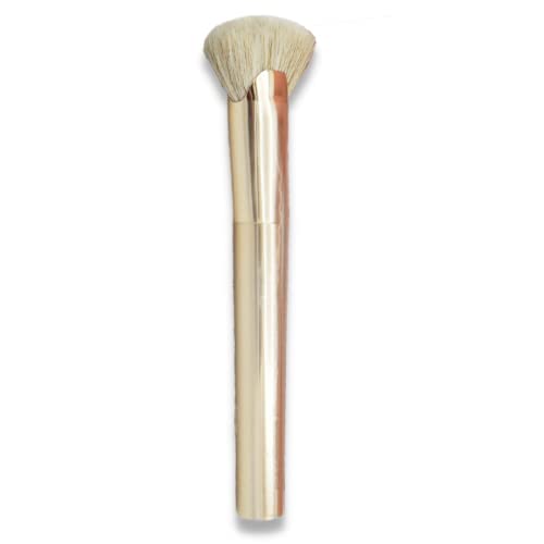 Patrick Ta Major Sculpt Contour Brush - shaping brush that makes contouring foolproof.